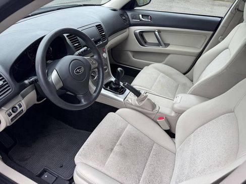 Used 2009 Subaru Outback 2.5i Special Edition AWD/4WD image 16