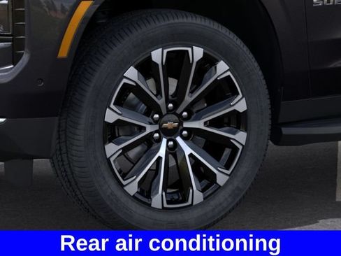 New 2026 Chevrolet Suburban High Country AWD/4WD image 10