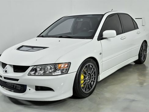 Used 2005 Mitsubishi Lancer Evolution MR AWD/4WD image 4
