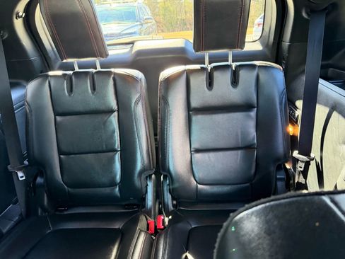 Used 2018 Ford Explorer Sport w/ Equipment Group 401A image 12