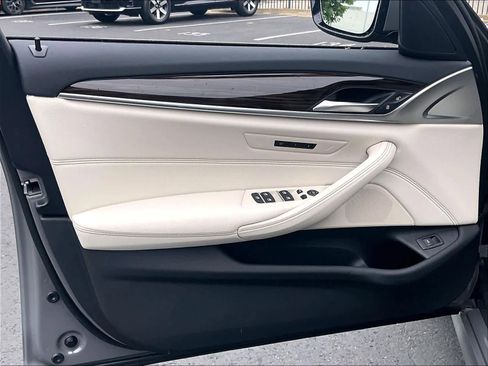 Used 2022 BMW 540i w/ M Sport Package RWD image 24