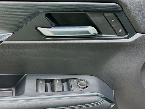 New 2026 GMC Acadia Elevation image 18