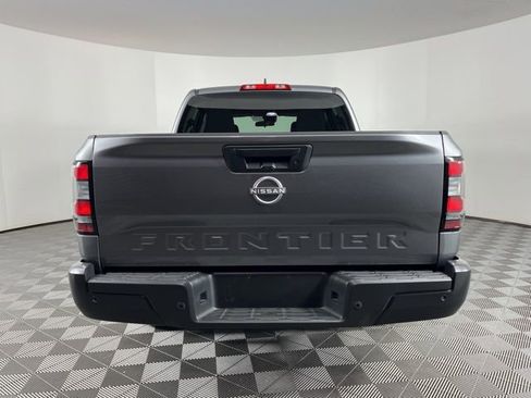 Used 2024 Nissan Frontier S w/ Technology Package image 9