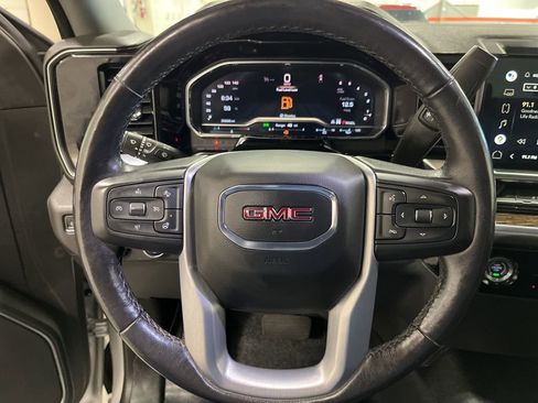 Used 2022 GMC Sierra 1500 Elevation image 25