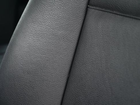 Used 2013 BMW X6 xDrive50i image 19