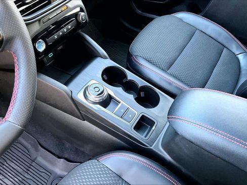 Certified 2023 Ford Escape ST-Line w/ Tech Pack #1 image 17