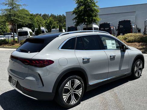 New 2026 Mercedes-Benz EQE 320 4MATIC SUV image 8