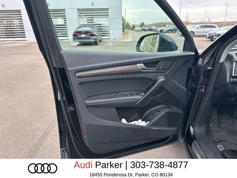Used 2019 Audi Q5 2.0T Premium Plus w/ Premium Plus Package image 11
