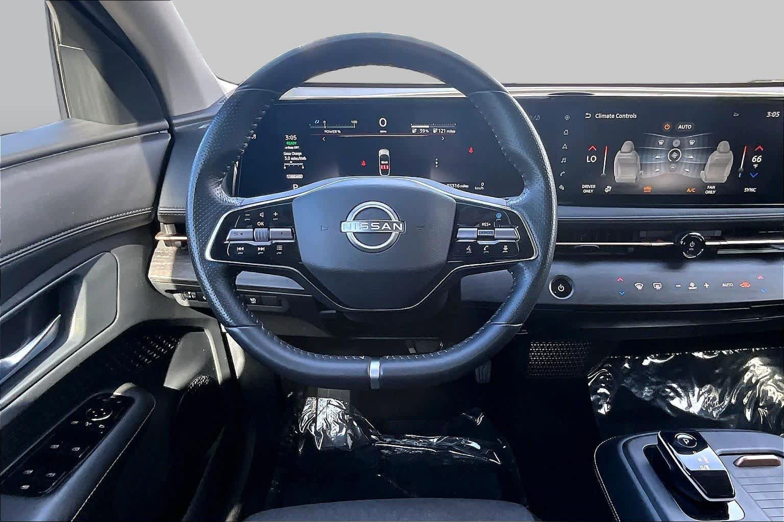 Used 2023 Nissan Ariya FWD image 5