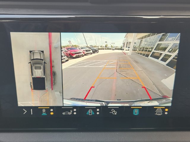 Used 2023 GMC Sierra 1500 AT4 w/ AT4 Premium Package AWD/4WD image 16