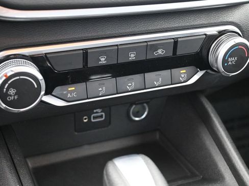 Used 2024 Nissan Altima 2.5 S image 24