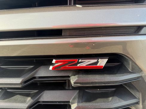 Used 2022 Chevrolet Colorado Z71 w/ Safety Package AWD/4WD image 9
