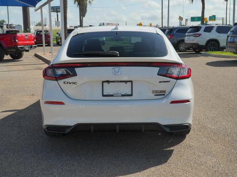 Used 2026 Honda Civic Sport image 6