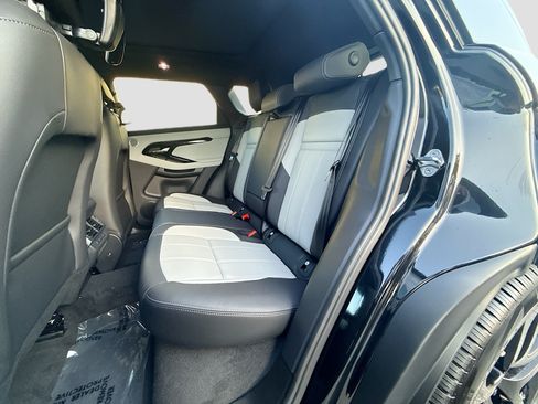 New 2026 Land Rover Range Rover Evoque Hoxton AWD/4WD image 20