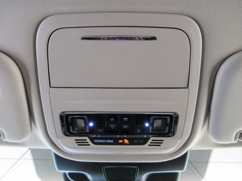Used 2024 Lincoln Aviator Reserve AWD/4WD image 18