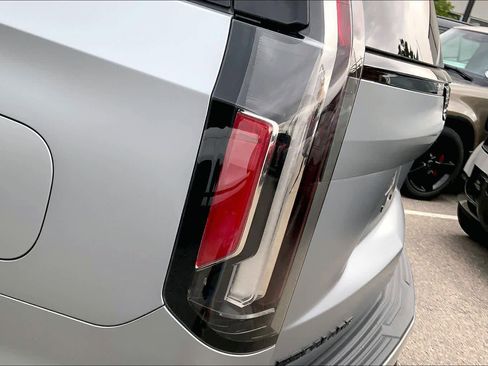 Used 2024 Cadillac Escalade V w/ LPO, Floor Liner Package AWD/4WD image 28