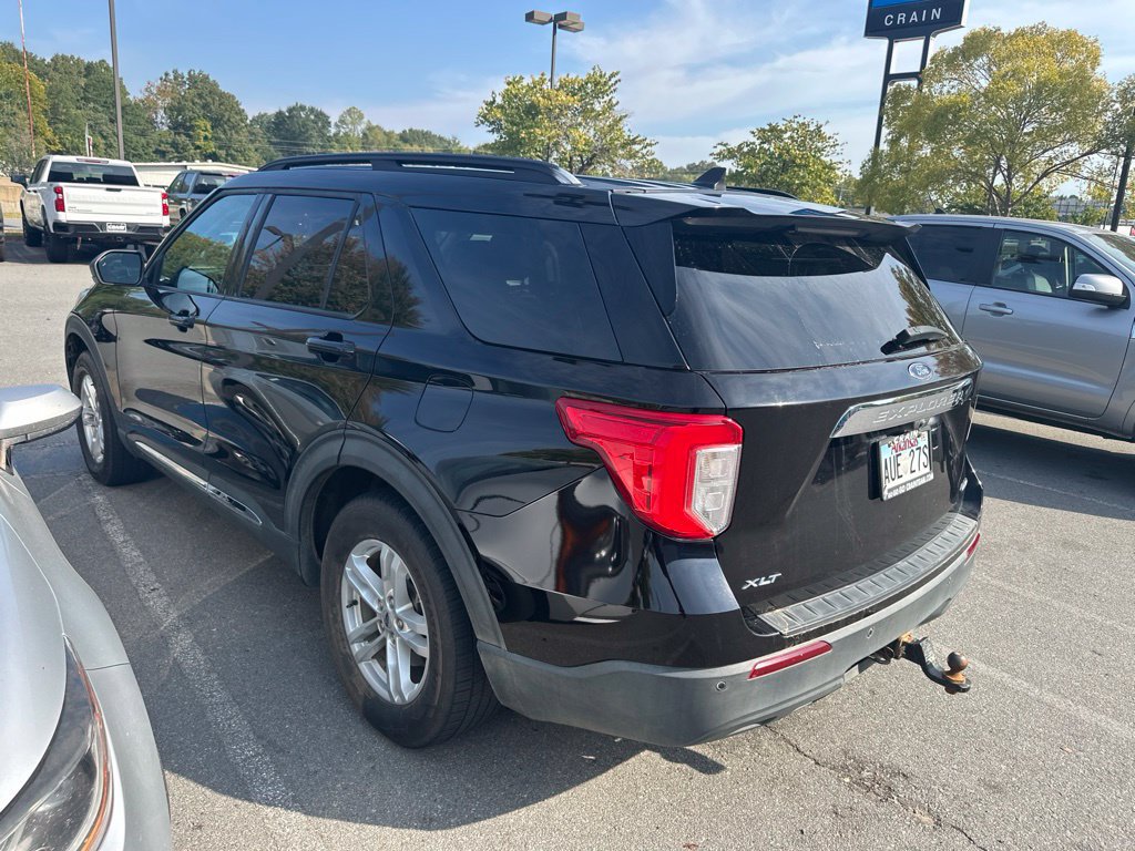 Used 2021 Ford Explorer XLT w/ Class III Trailer Tow Package AWD/4WD image 7