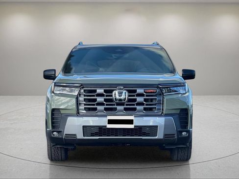 New 2026 Honda Pilot TrailSport image 8