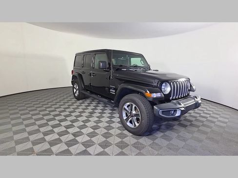 Used 2019 Jeep Wrangler Unlimited Sahara AWD/4WD image 52
