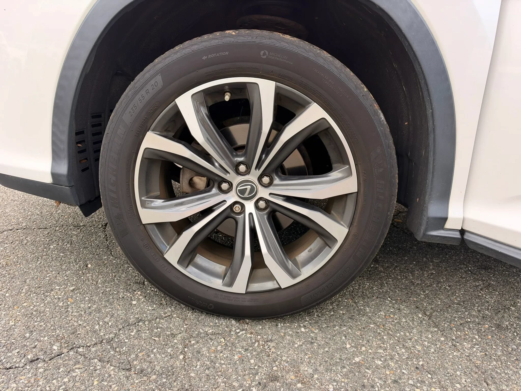 Used 2019 Lexus RX 450h AWD w/ Navigation Package image 28