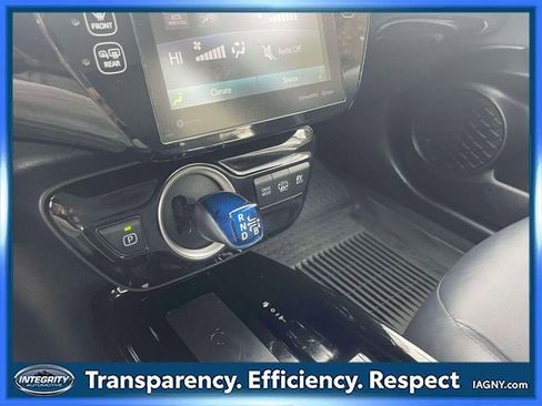 Certified 2021 Toyota Prius Prime XLE image 28