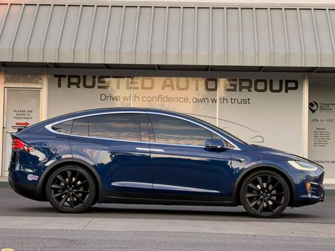 Used 2018 Tesla Model X 100D AWD/4WD image 5