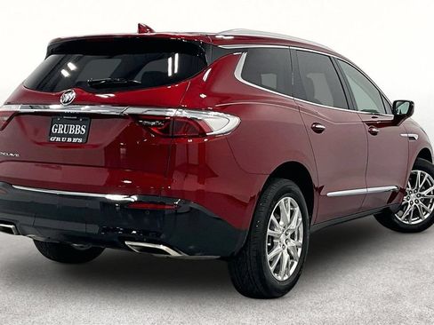 Used 2022 Buick Enclave Premium w/ Surround and Sites Package FWD image 2