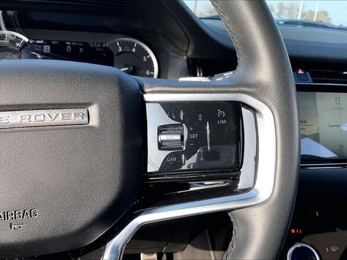 Used 2023 Land Rover Range Rover Evoque R-Dynamic SE image 22