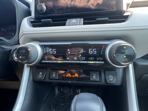 Used 2023 Toyota RAV4 XLE w/ Convenience Package FWD image 19
