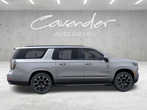New 2026 Chevrolet Suburban RST AWD/4WD image 5