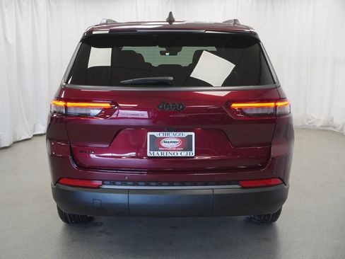 New 2026 Jeep Grand Cherokee L 4WD image 10