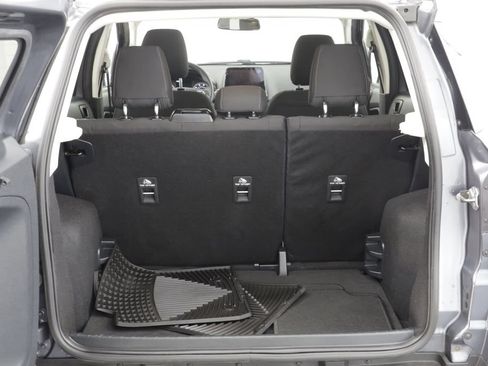 Used 2021 Ford EcoSport SE FWD image 18