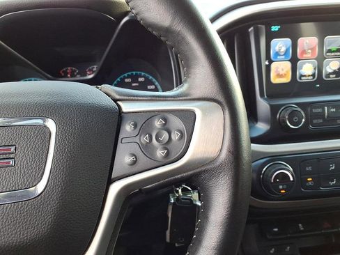 Used 2017 GMC Canyon SLT w/ Driver Alert Package image 26