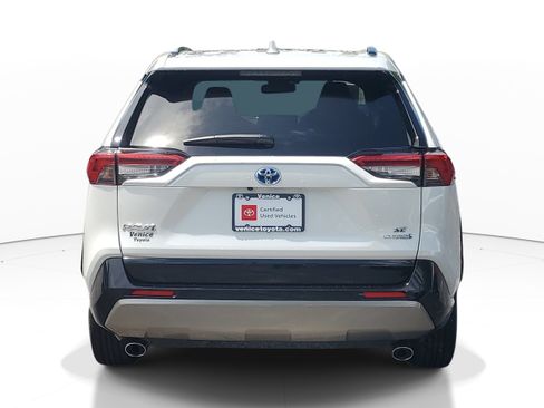 Certified 2023 Toyota RAV4 SE w/ SE Grade Weather Package AWD/4WD image 5