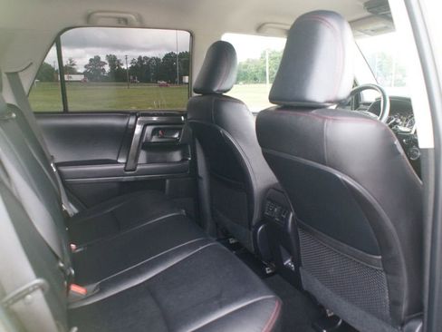 Used 2023 Toyota 4Runner TRD Off-Road Premium AWD/4WD image 23