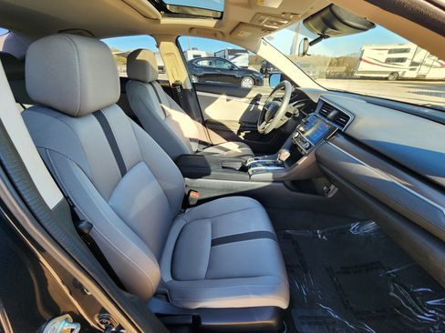 Certified 2020 Honda Civic EX image 12