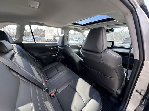 Used 2024 Toyota RAV4 XLE Premium image 12