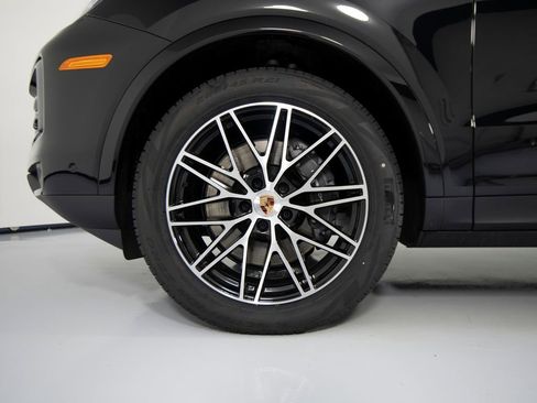 New 2026 Porsche Cayenne Coupe image 14