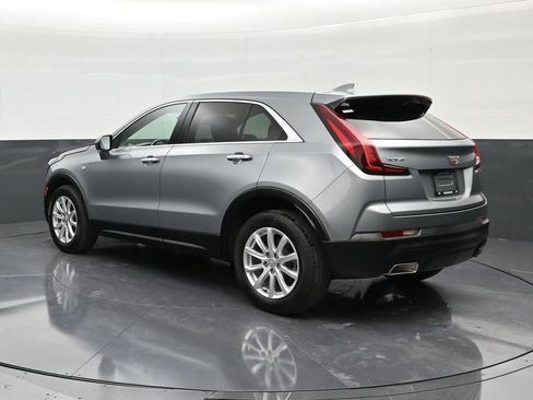Certified 2023 Cadillac XT4 Luxury FWD image 3