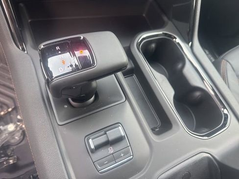 New 2026 GMC Sierra 1500 AT4 w/ AT4 Premium Package AWD/4WD image 27