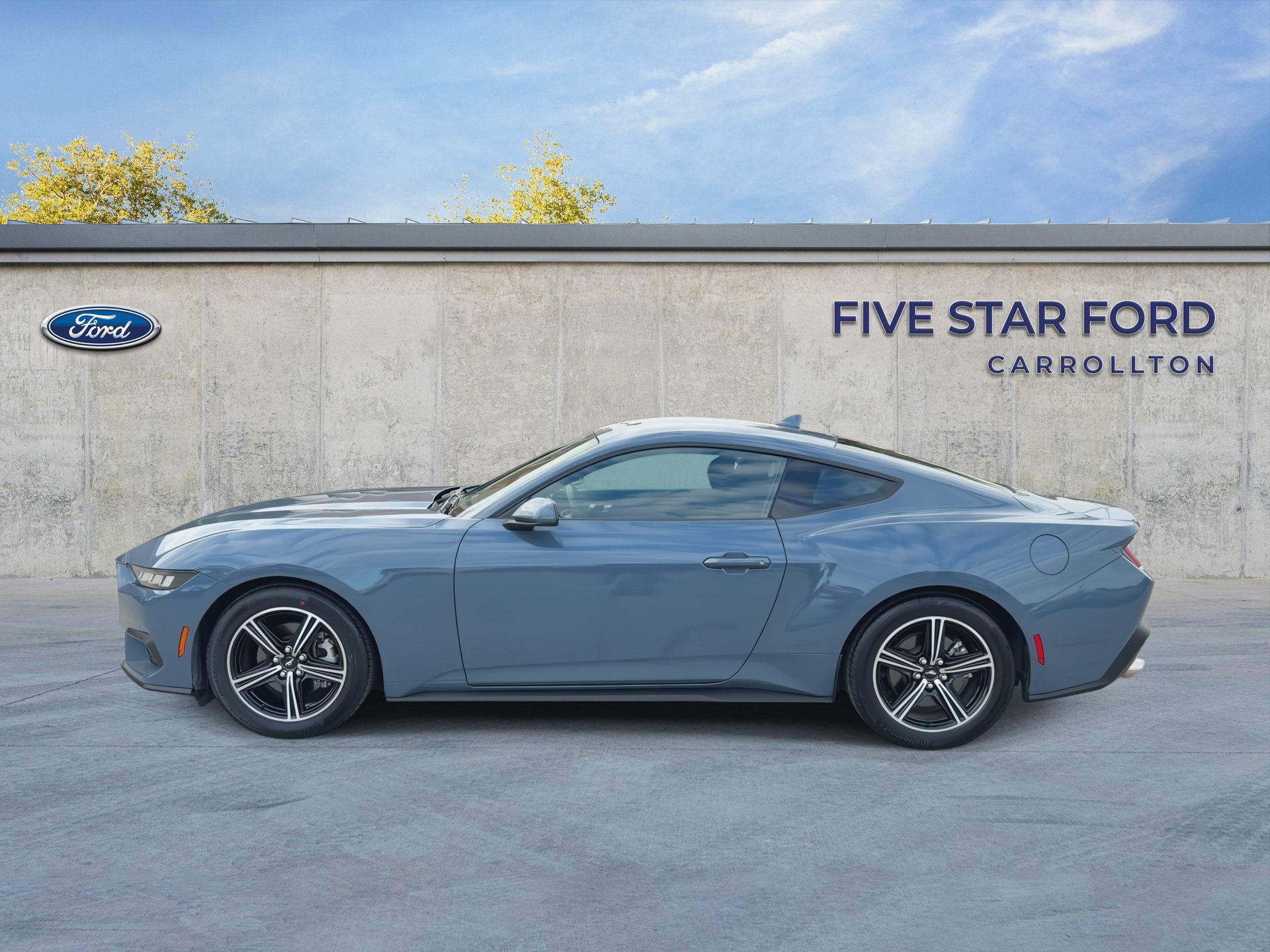 Used 2024 Ford Mustang Coupe RWD image 5