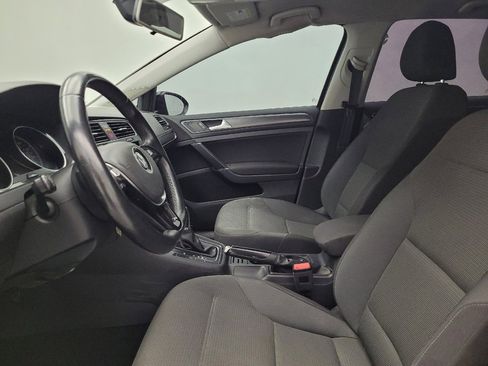 Used 2019 Volkswagen Golf S FWD image 17