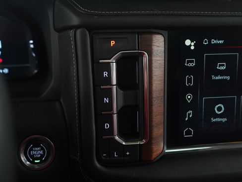 Used 2023 GMC Yukon XL Denali Ultimate image 26