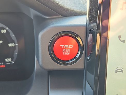 New 2026 Toyota 4Runner TRD Off-Road Premium AWD/4WD image 17