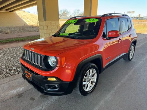Used 2018 Jeep Renegade Latitude image 7