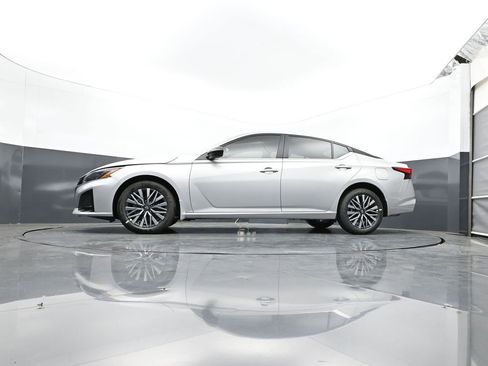New 2026 Nissan Altima 2.5 SV AWD/4WD image 27