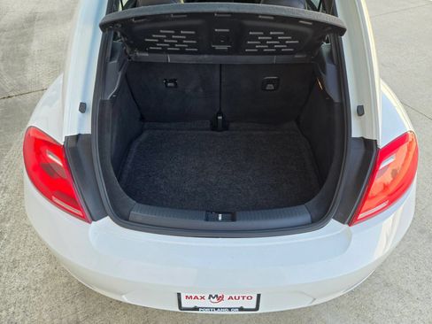 Used 2015 Volkswagen Beetle TDI FWD image 16
