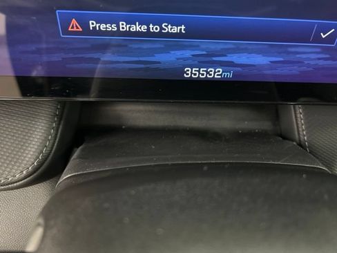 Used 2025 Chevrolet Equinox LT AWD/4WD image 29