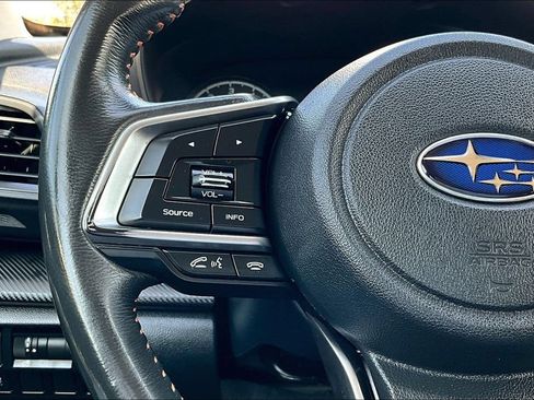 Used 2018 Subaru Crosstrek 2.0i Premium AWD/4WD image 9