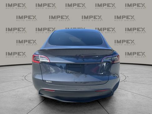 Used 2021 Tesla Model Y Performance image 4